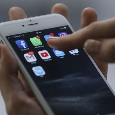 Yurtdışından cep telefonu getirenler dikkat! Harç değişti!