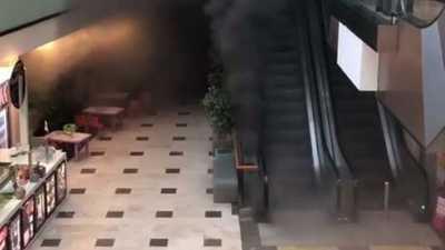 Lüleburgaz'da AVM'de yangın!