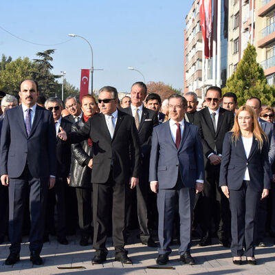 Anma töreni gecikince Vali 'görevden alın' talimatı verdi