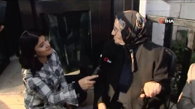 Yaşlı çift yeniden Ata'nın huzurunda