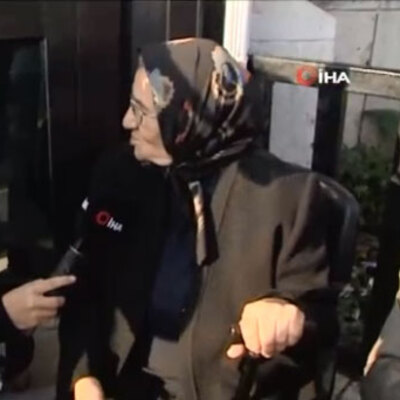 Yaşlı çift yeniden Ata'nın huzurunda