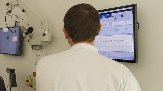 FETÖ'nün mor beyin tuzağı kurbanı doktorlar göreve iade oldu