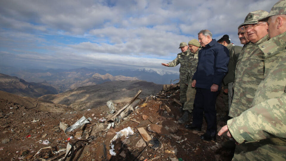 Bakan Akar'dan Hakkari'deki patlamayla ilgili açıklama