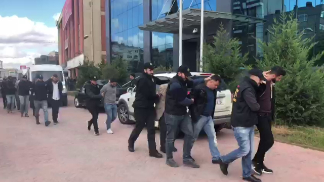Tanığı öldürmek için 'pusuya yatan' çete çökertildi!