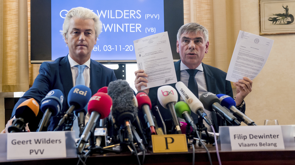 İslam karşıtı bakana casusluk suçlaması!