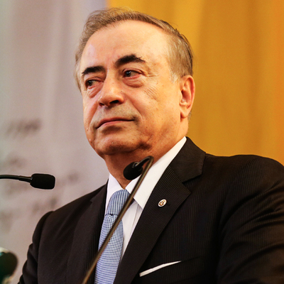 Mustafa Cengiz: İstifa bekliyoruz...