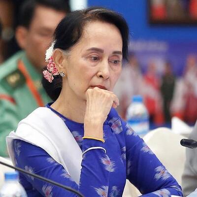 Myanmar liderine şok! "Zulme kayıtsız kaldın” diyerek...