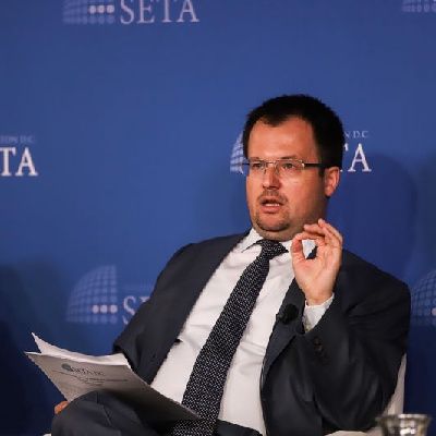Doç. Dr. Şener Aktürk: Avrupalıların Müslümanlarla ilgili tarihi travmaları var
