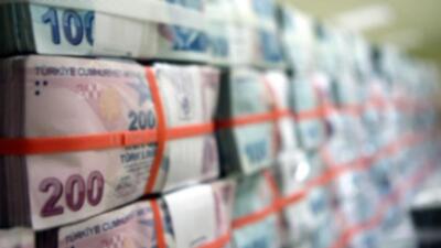 Ekonomistler ekimde de cari fazla bekliyor