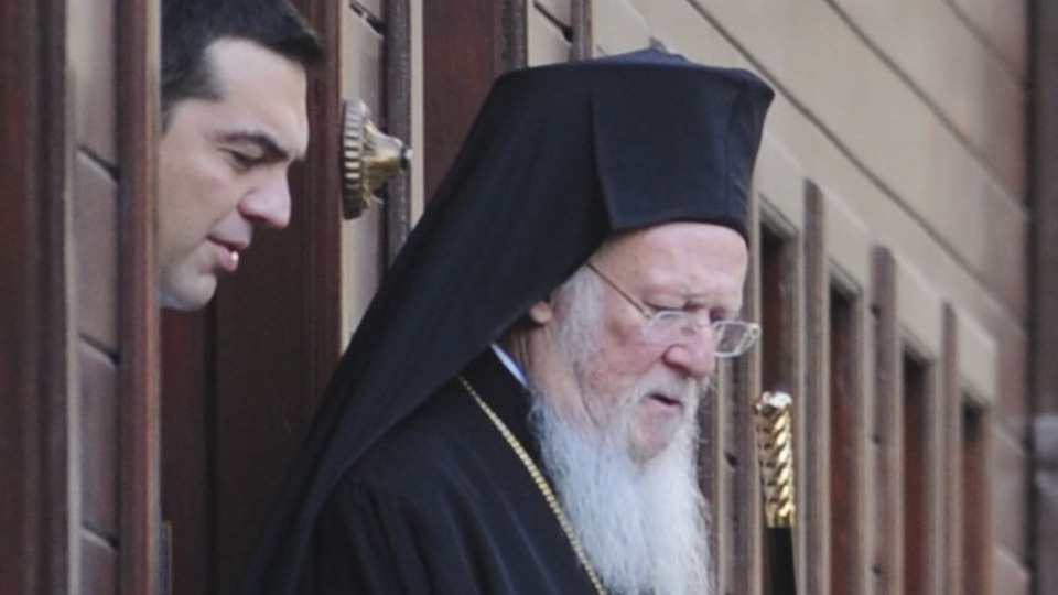 Komşuda 'laiklik' tartışması! Bartholomeos tepkili!