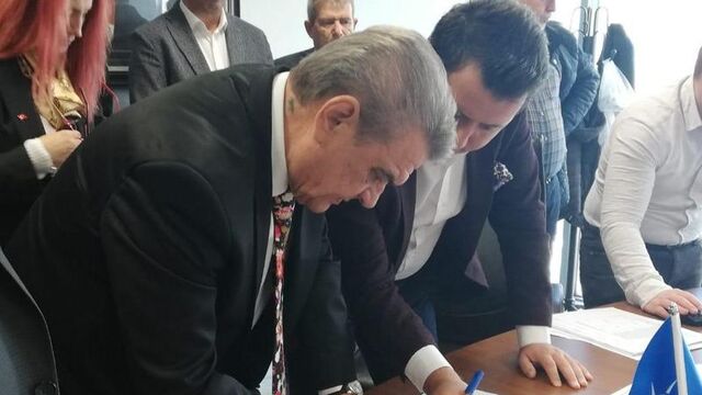 İYİ Partili Çıray'ın ağabeyi, AK Parti'den İzmir aday adayı