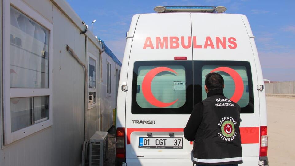 Suriye'den dönen ambulansta ele geçirildi! 3 Gözaltı...