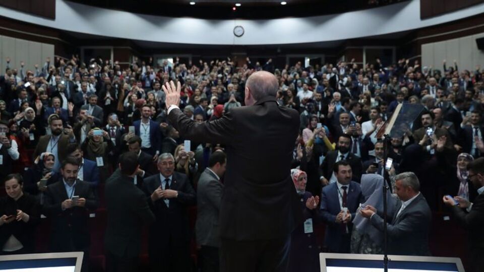 92 başkana 3 dönem engeli