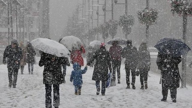 Meteoroloji İstanbul için saat verip uyardı!