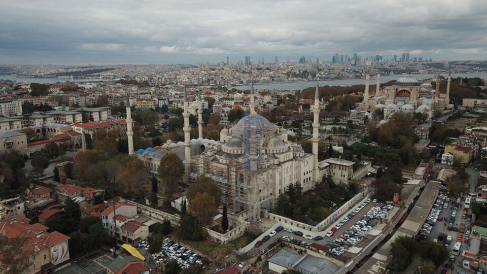 Sultanahmet Camisi'nde şaşırtan görüntü!