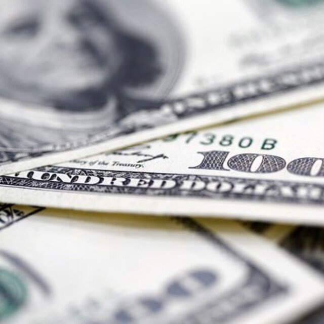 Dolar 5.33'e indi