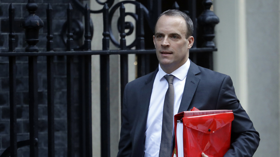 İngiltere'de Brexit krizi! 6'ncı istifa geldi