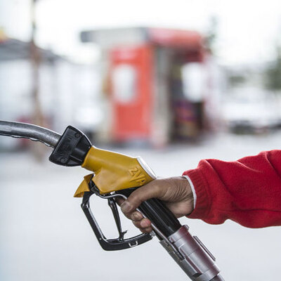 Benzin ve motorine indirim yolda