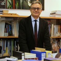 Yurt dışı yasağıyla serbest bırakıldılar! Hukukçular akademisyen gözaltılarına tepki gösterdi