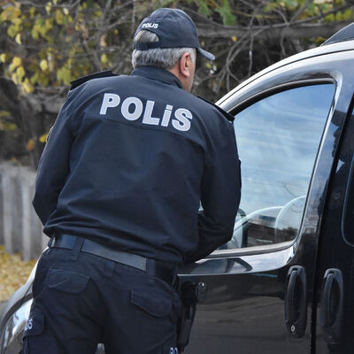 43 yerinden bıçakladı, cesetle 20 km yol gitti!