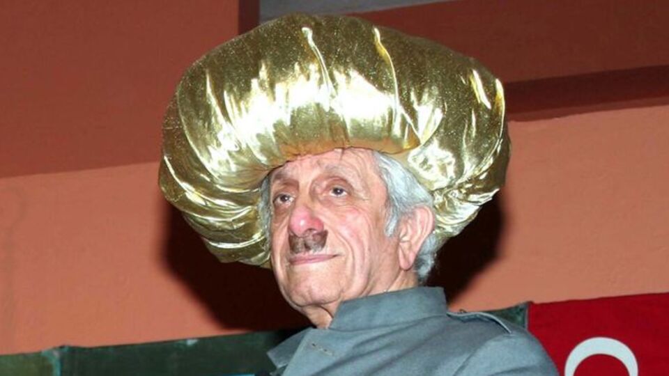 Hayatını insanları güldürmeye adayan oyuncu: Nejat Uygur