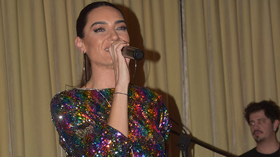 "Daha birçok Sezen Aksu şarkısı söyleyeceğiz"