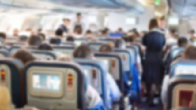 Uçakta hostese yapılan şaka ortalığı karıştırdı