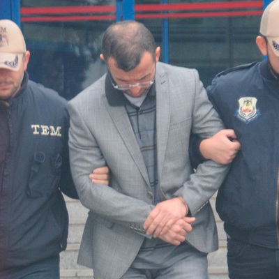 İkisi albay biri yarbay ama hepsi renk körü