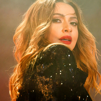 Hadise'den cesur poz: Selam güzelim!