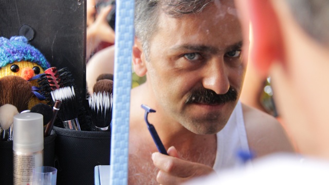 'Borç' Hindistan'da yarışacak