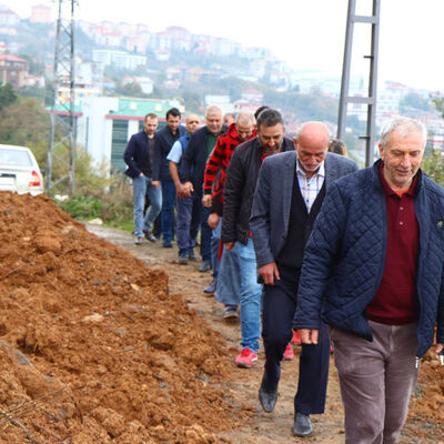 400 kişilik siteye ulaşım yok!