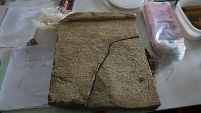 Antandros'ta 2 bin 200 yıllık kararname bulundu