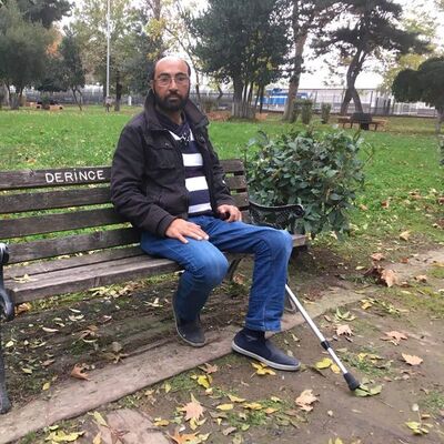 'Gördüğüm ilk kişi ile çıkacağım' derken oradan geçiyordu!