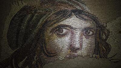 1998'de tesadüfen bulundu! İşte 'Çingene Kızı'nın gizemli hikayesi