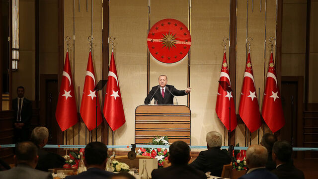 'Stok yapılan depoları basacağız'