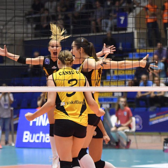Son şampiyon VakıfBank sahne alıyor!