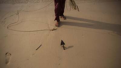 Dünyanın son kabilelerinden biri: Okla öldürdüler!