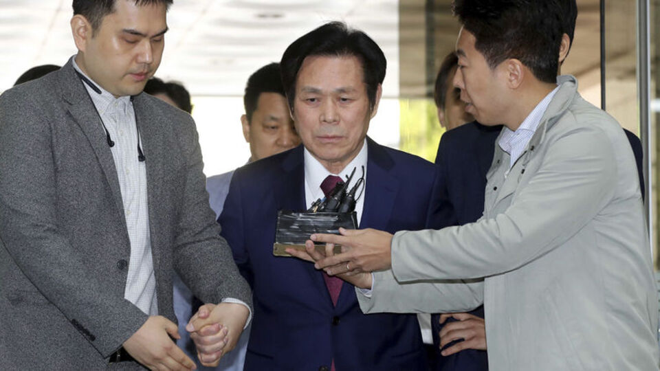 Kendisine "kutsal ruh" dedi! 8 kadına tecavüz etti!