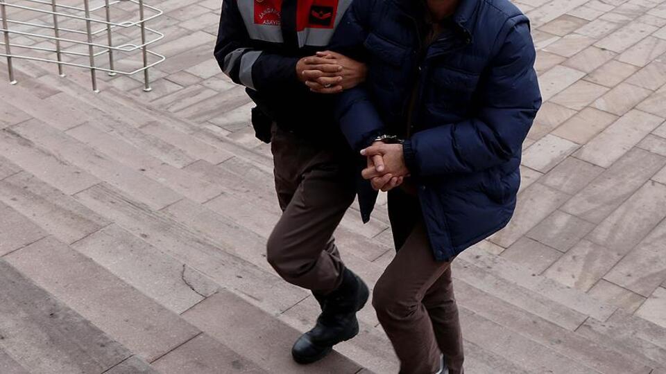 Yurt dışına kaçıracaklardı! Jandarmaya yakalandılar