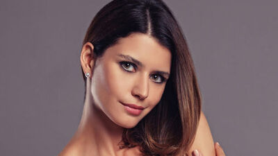 Netflix Beren Saat'i duyurdu!