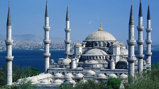 İstanbul Cuma namazı saat kaçta?