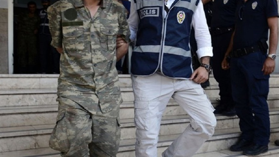 FETÖ'nün TSK yapılanmasına art arda operasyonlar!