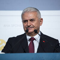 Binali Yıldırım kimdir?