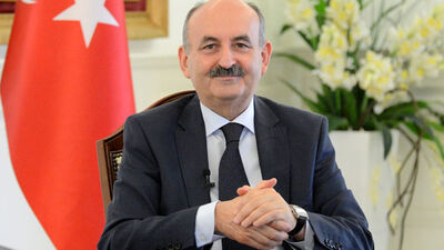 Mehmet Müezzinoğlu kimdir?