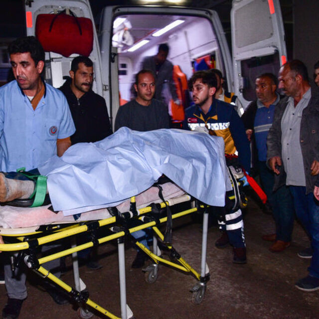 Düğün dönüşü trafik kazası: Ölü ve yaralılar var