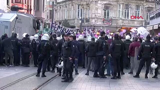 Taksim'de polis müdahalesi