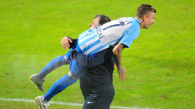 Yılmaz Vural sahnede!