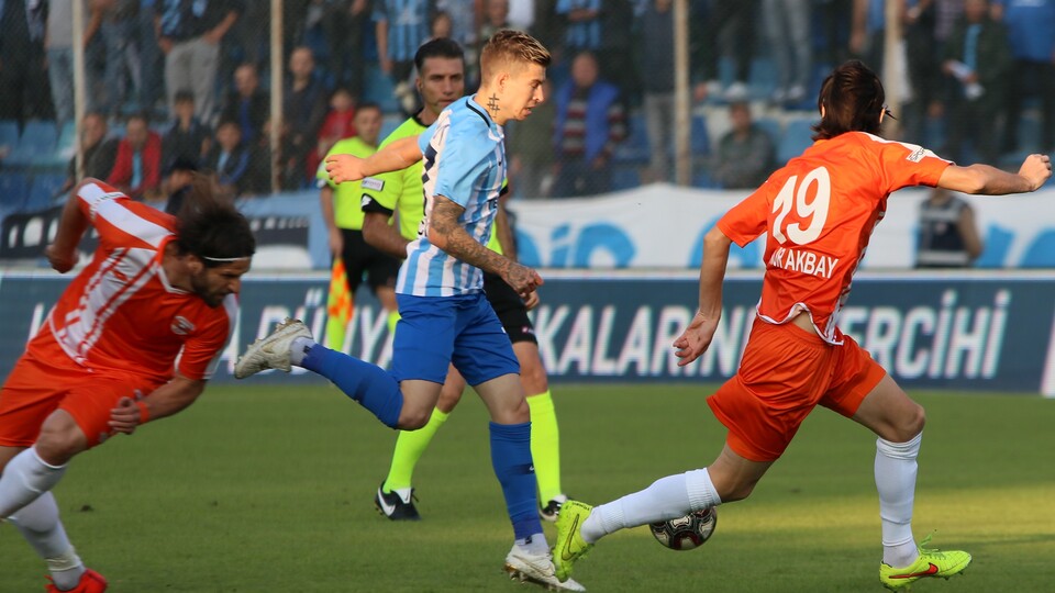 Adana derbisinde gülen yok!