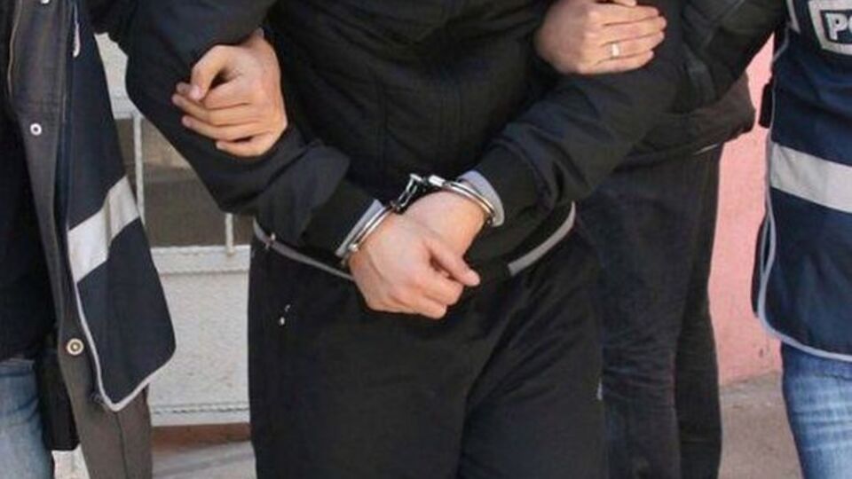 FETÖ'den gözaltına alınan vali yardımcısı tutuklandı