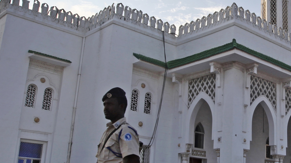 Somali'de dini lider ve müritlerine silahlı baskın!